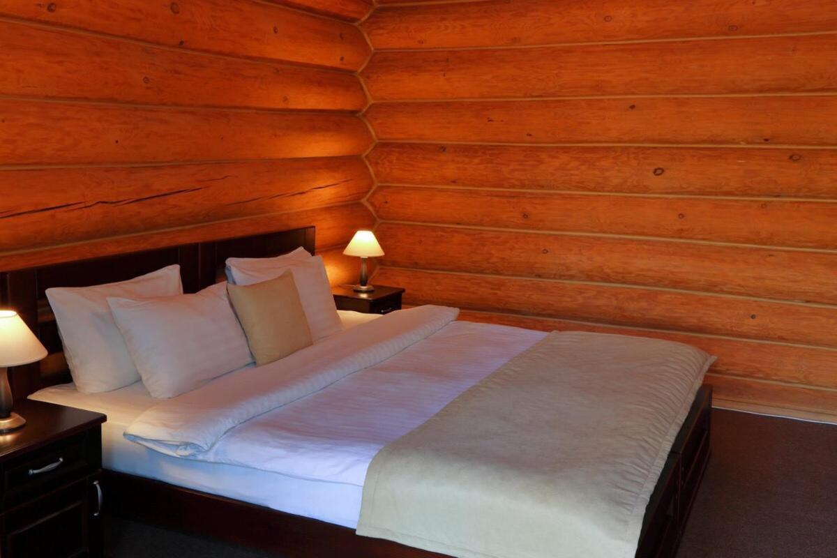 Resort Stariy Prud Pylypovychi ภายนอก รูปภาพ
